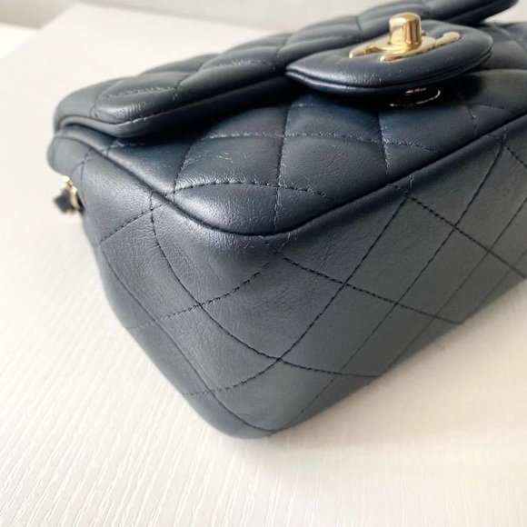 Authentic Chanel classic mini flap bag - Picture 7 of 10